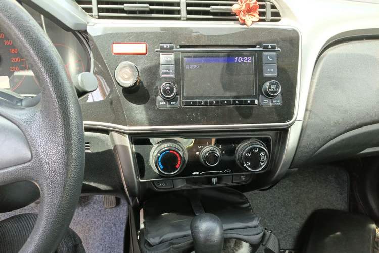 Used Honda City 2015 1.5L CVT Comfort Version Audio And AC Panel