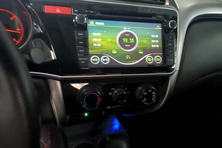 Used Honda City 2015 1.5L CVT Comfort Version Audio And AC Panel
