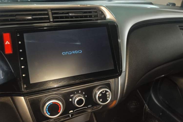 Used Honda City 2015 1.5L CVT Luxury Edition Audio And AC Panel