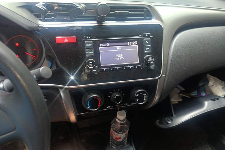 Used Honda City 2015 1.5L manual Comfort version Audio And AC Panel