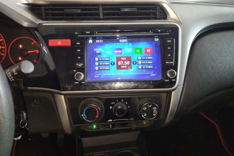 Used Honda City 2015 1.5L manual Comfort version Audio And AC Panel