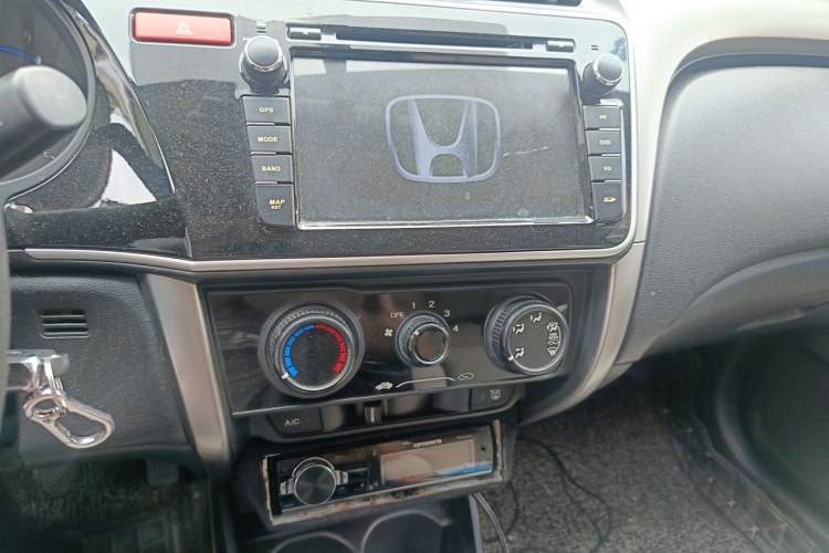 Used Honda City 2015 1.5L Manual Advance Edition Audio And AC Panel
