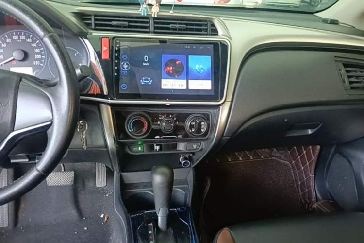 Used Honda City 2015 1.5L CVT Comfort Version Audio And AC Panel