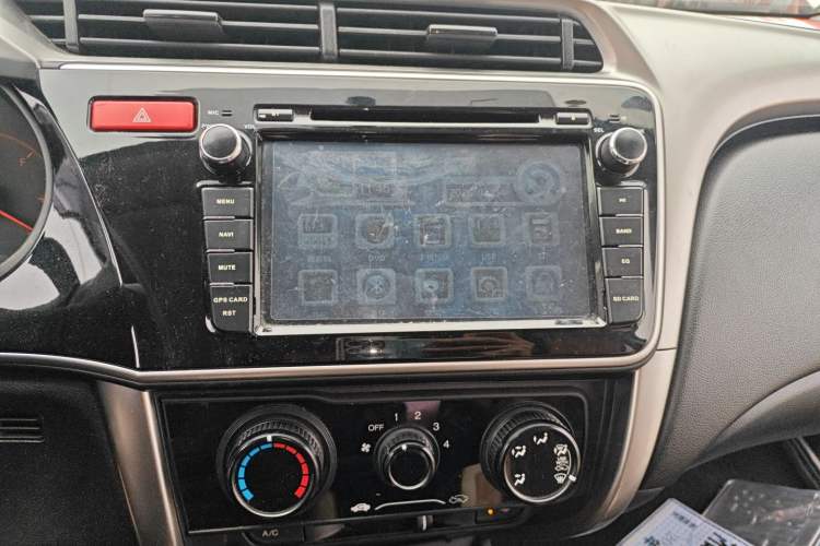 Used Honda City 2015 1.5L Manual Advance Edition Audio And AC Panel