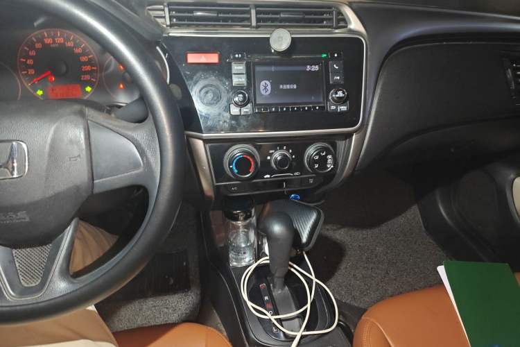 Used Honda City 2015 1.5L CVT Comfort Version Audio And AC Panel