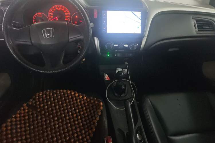 Used Honda City 2015 1.5L Manual Advance Edition Center Console