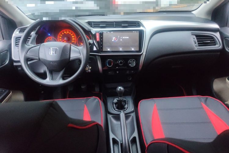 Used Honda City 2015 1.5L manual Comfort version Center Console