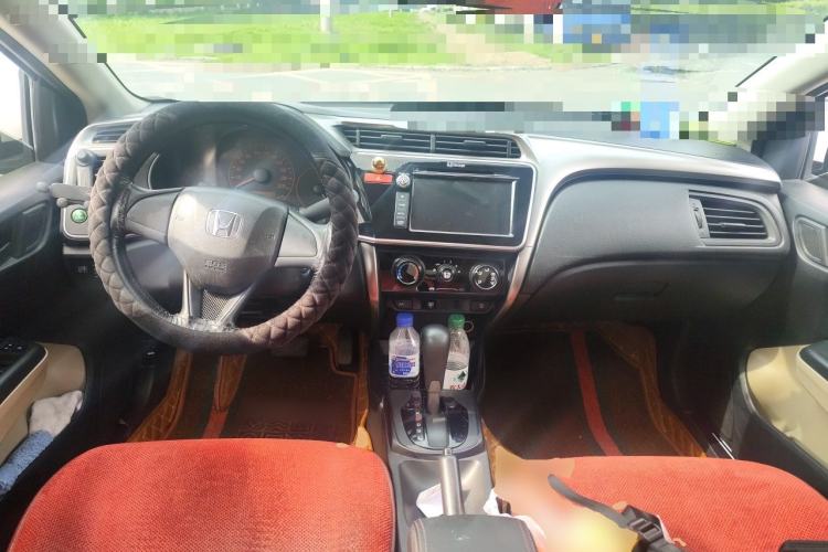 Used Honda City 2015 1.5L CVT Comfort Version Center Console