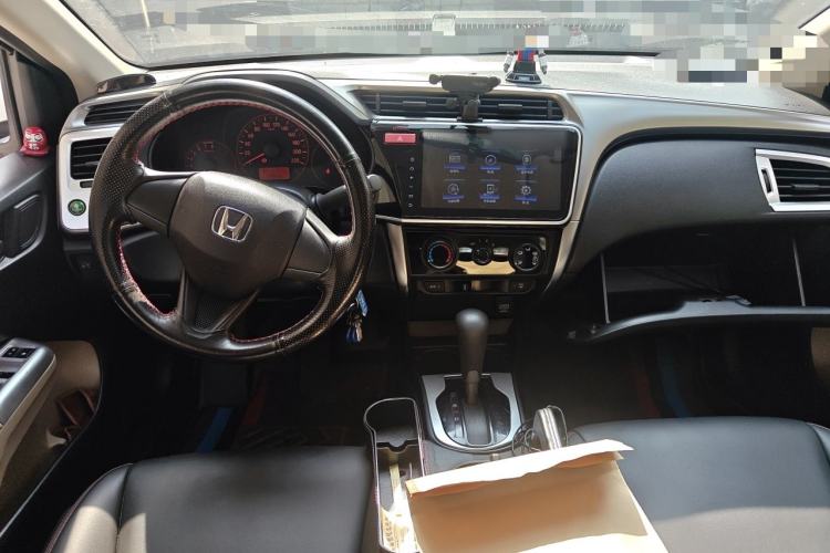 Used Honda City 2015 1.5L CVT Comfort Version Center Console