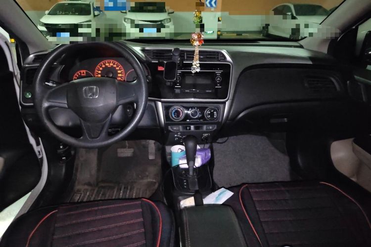 Used Honda City 2015 1.5L CVT Comfort Version Center Console