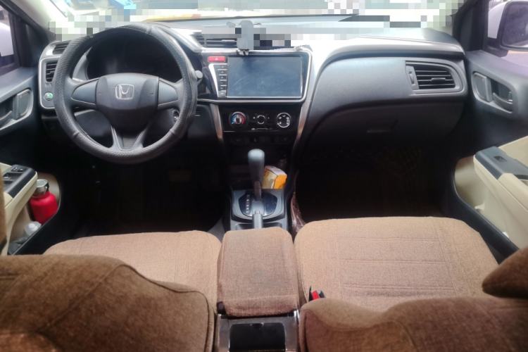 Used Honda City 2015 1.5L CVT Comfort Version Center Console