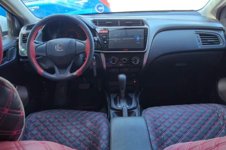 Used Honda City 2015 1.5L CVT Comfort Version Center Console