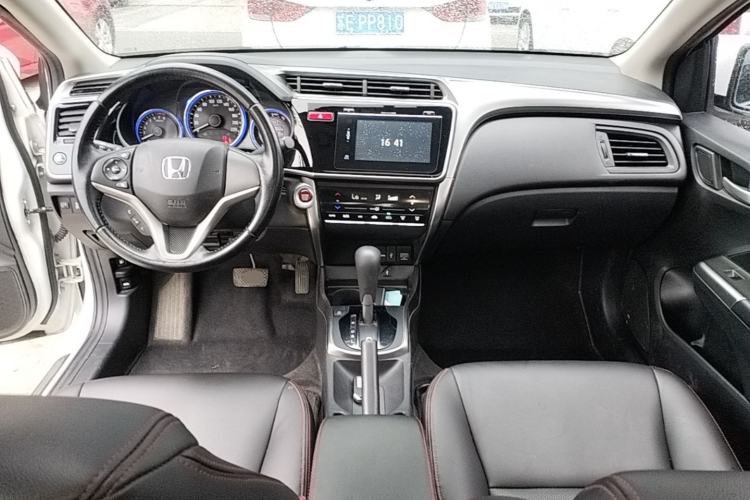 Used Honda City 2015 1.5L CVT Flagship Edition Center Console