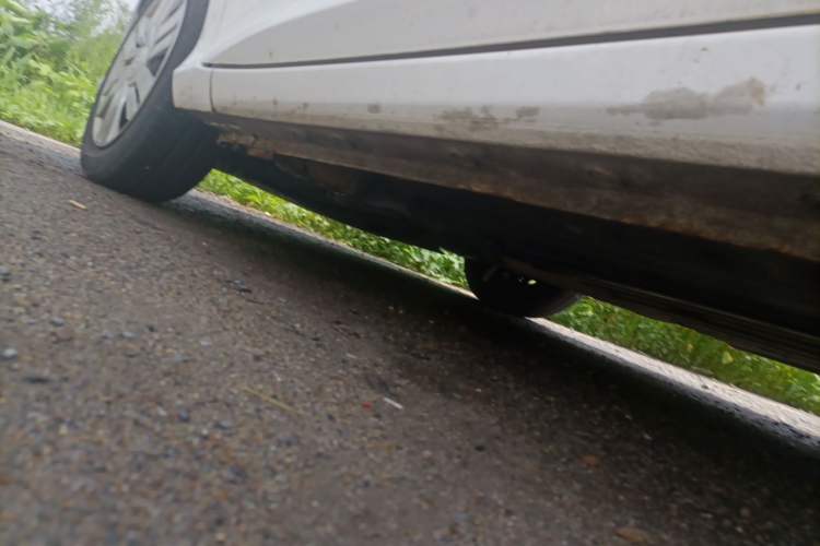 Used Honda City 2015 1.5L manual Comfort version Chassis Front Left