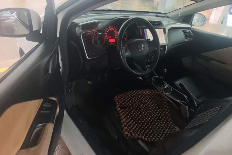 Used Honda City 2015 1.5L Manual Advance Edition Driver Seat