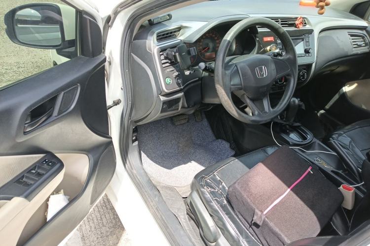 Used Honda City 2015 1.5L CVT Comfort Version Driver Seat