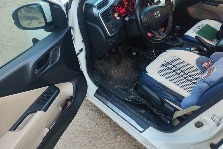 Used Honda City 2015 1.5L Manual Advance Edition Driver Seat