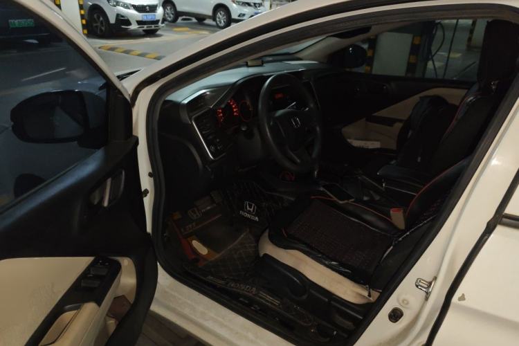 Used Honda City 2015 1.5L CVT Comfort Version Driver Seat