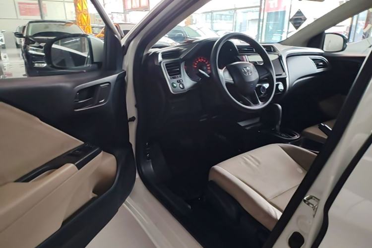 Used Honda City 2015 1.5L CVT Comfort Version Driver Seat