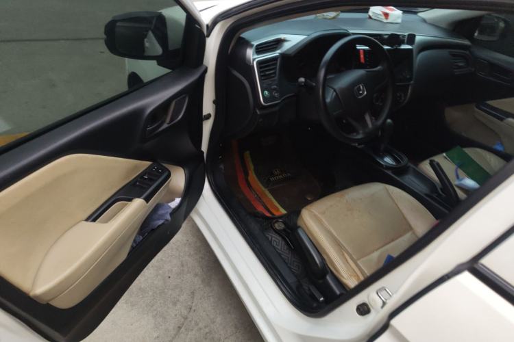Used Honda City 2015 1.5L CVT Comfort Version Driver Seat