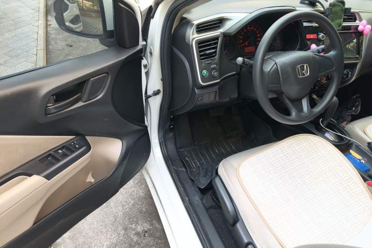 Used Honda City 2015 1.5L CVT Comfort Version Driver Seat