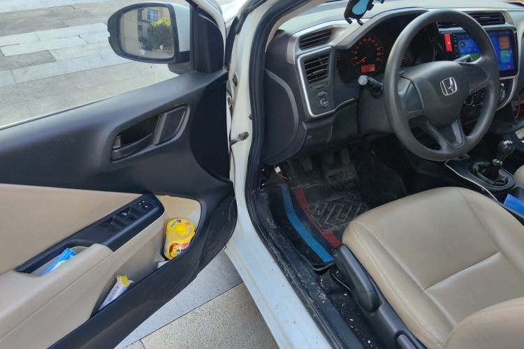 Used Honda City 2015 1.5L manual Comfort version Driver Seat