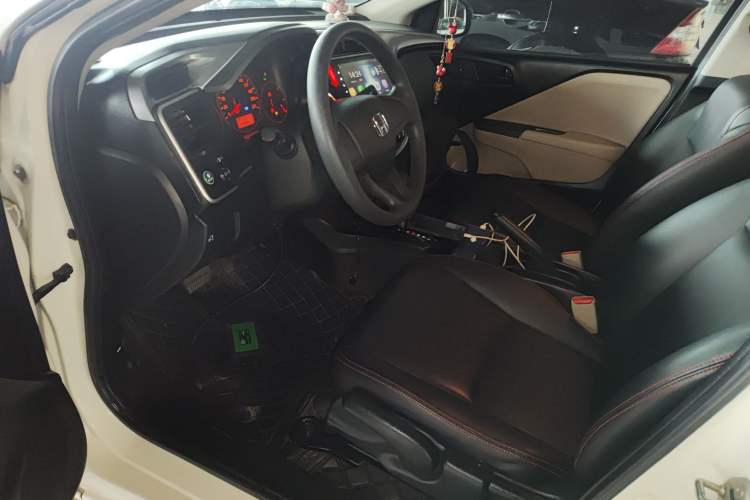 Used Honda City 2015 1.5L CVT Comfort Version Driver Seat