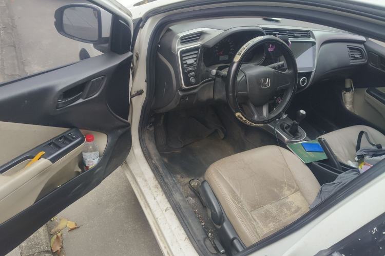 Used Honda City 2015 1.5L manual luxury edition Driver Seat