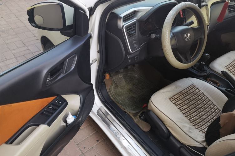 Used Honda City 2015 1.5L manual Comfort version Driver Seat