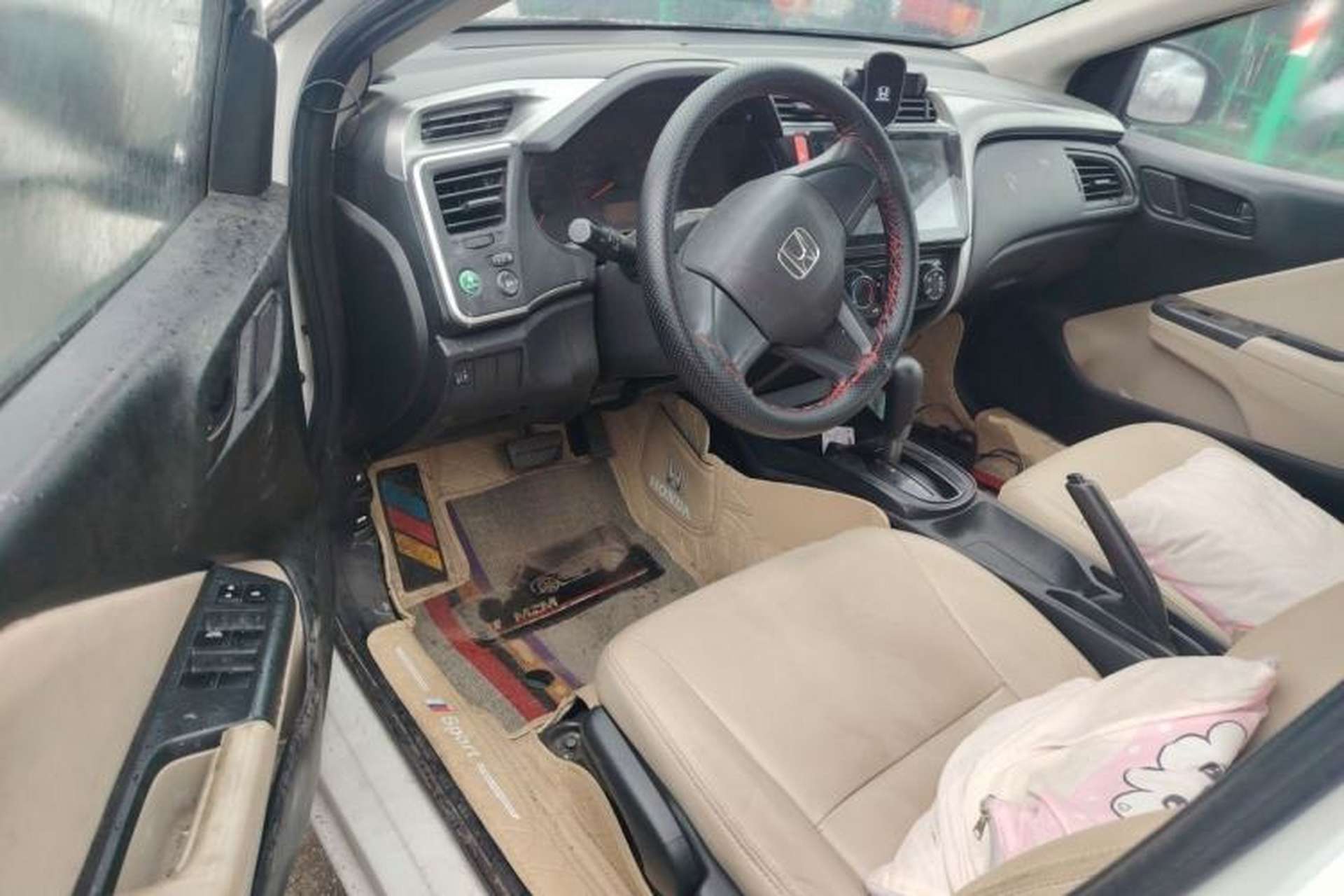 Used Honda City 2015 1.5L CVT Comfort Version Driver Seat