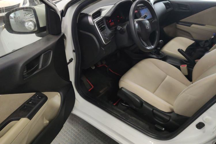 Used Honda City 2015 1.5L manual Comfort version Driver Seat