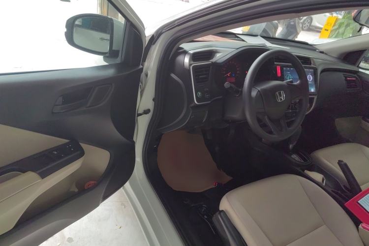 Used Honda City 2015 1.5L CVT Comfort Version Driver Seat
