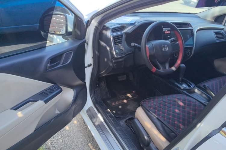 Used Honda City 2015 1.5L CVT Comfort Version Driver Seat