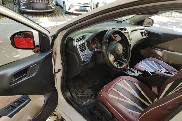 Used Honda City 2015 1.5L CVT Comfort Version Driver Seat