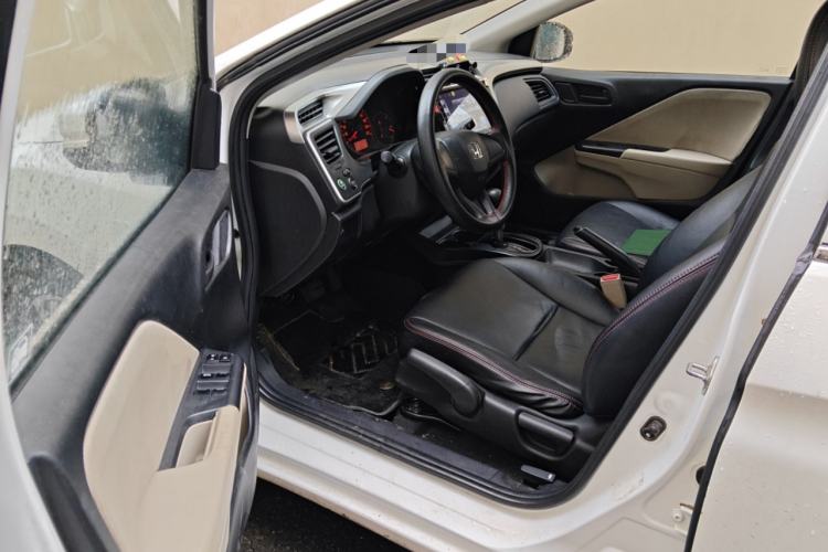 Used Honda City 2015 1.5L CVT Comfort Version Driver Seat