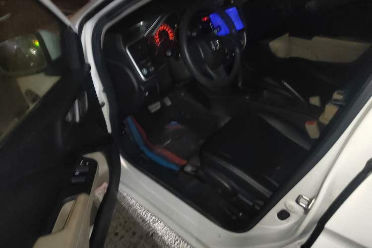 Used Honda City 2015 1.5L CVT Comfort Version Driver Seat