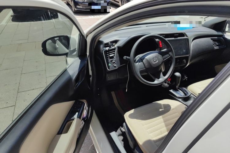 Used Honda City 2015 1.5L CVT Comfort Version Driver Seat