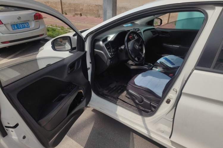 Used Honda City 2015 1.5L CVT Luxury Edition Driver Seat