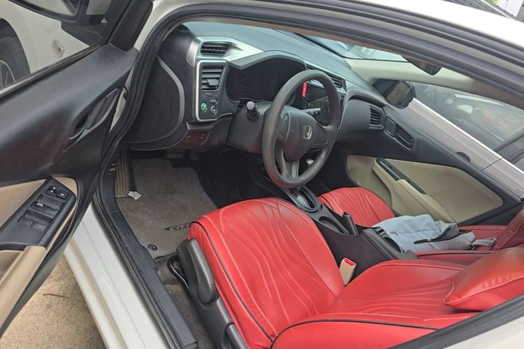 Used Honda City 2015 1.5L CVT Comfort Version Driver Seat