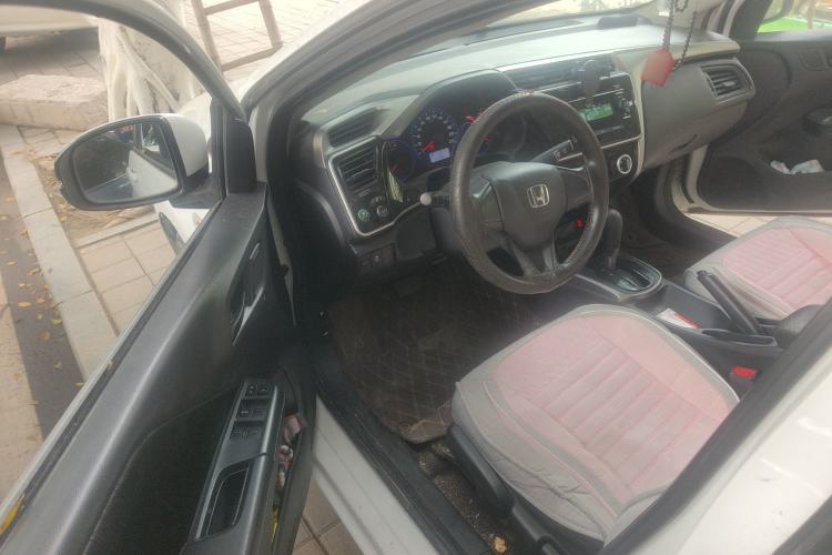 Used Honda City 2015 1.5L CVT Luxury Edition Driver Seat