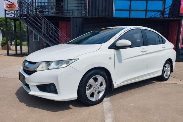 Ojetý Honda City 2015 1.5L CVT Luxury Edition