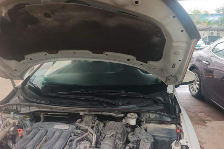 Used Honda City 2015 1.5L Manual Advance Edition Engine Bay