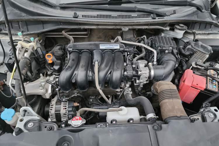 Used Honda City 2015 1.5L manual Comfort version Engine Bay