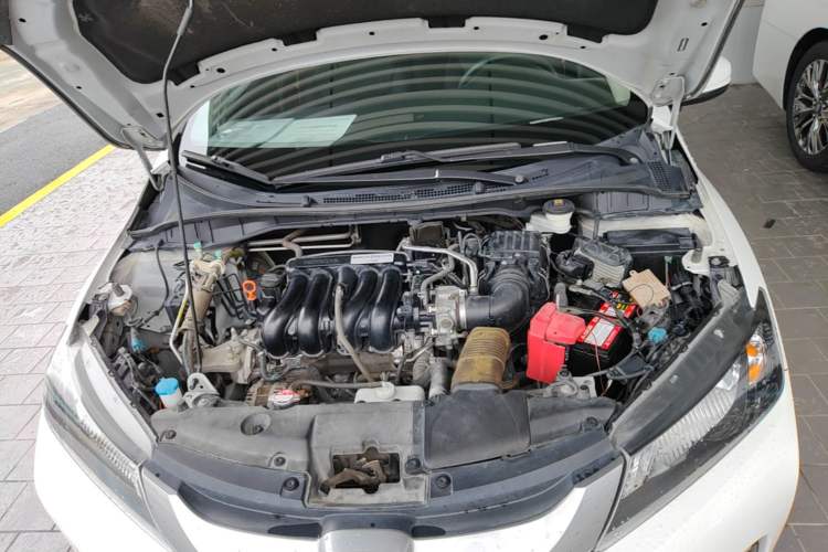 Used Honda City 2015 1.5L CVT Comfort Version Engine Bay