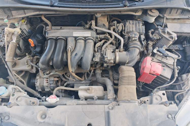 Used Honda City 2015 1.5L CVT Comfort Version Engine Bay