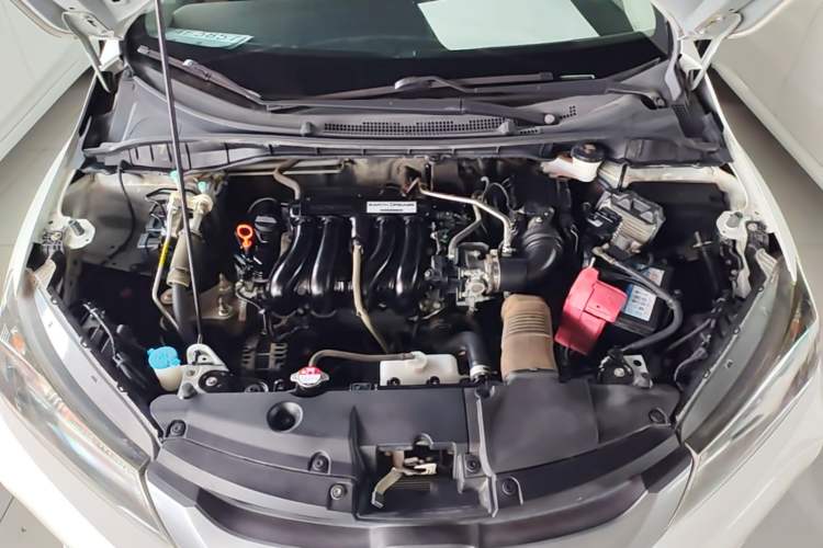 Used Honda City 2015 1.5L CVT Comfort Version Engine Bay