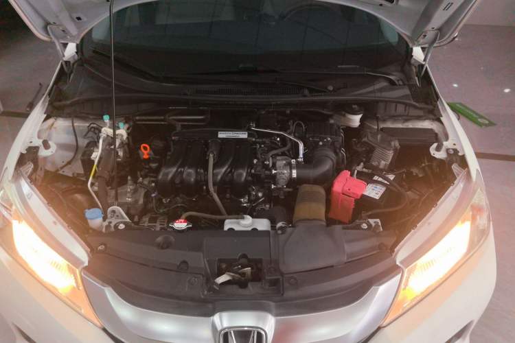 Used Honda City 2015 1.5L CVT Luxury Edition Engine Bay