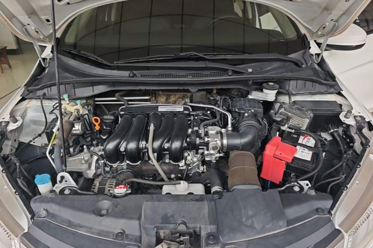 Used Honda City 2015 1.5L CVT Luxury Edition Engine Bay