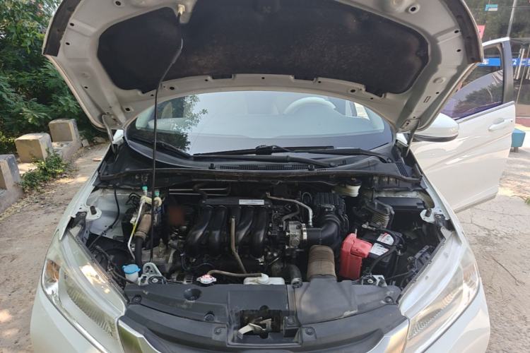 Used Honda City 2015 1.5L CVT Luxury Edition Engine Bay