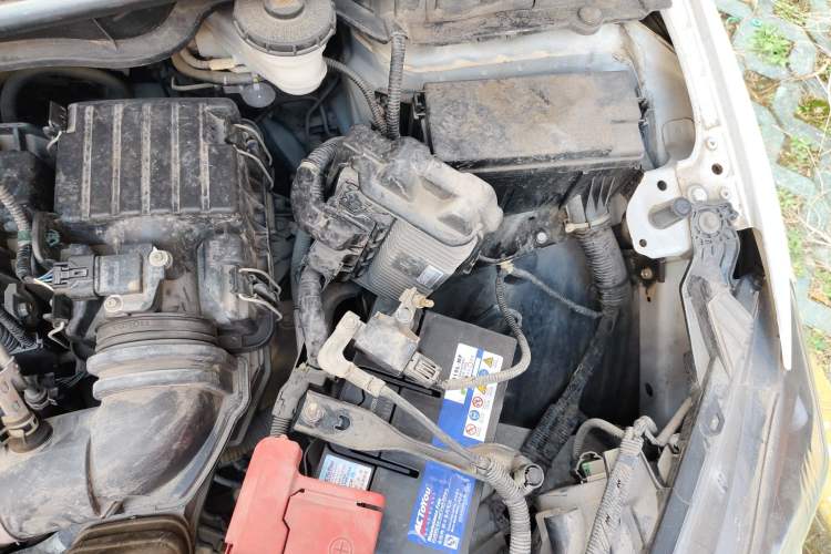 Used Honda City 2015 1.5L Manual Advance Edition Engine Bay Left